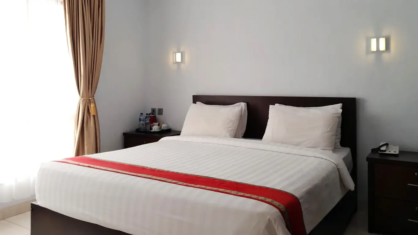 Business Suite 1