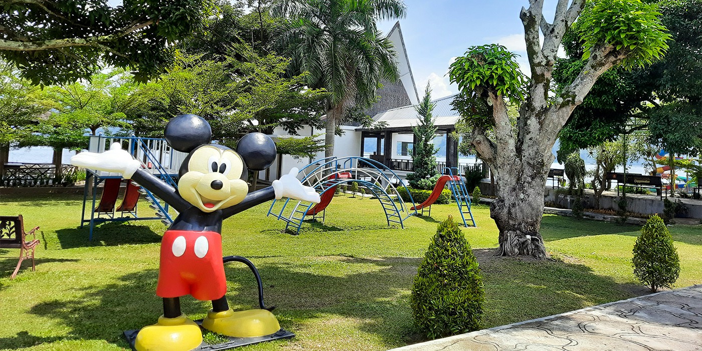 FUN PLAYGROUND AT TOBA BEACH HOTEL